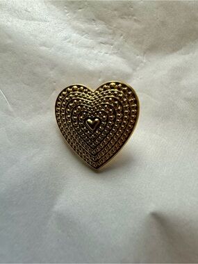 Gold Tone Heart Pin